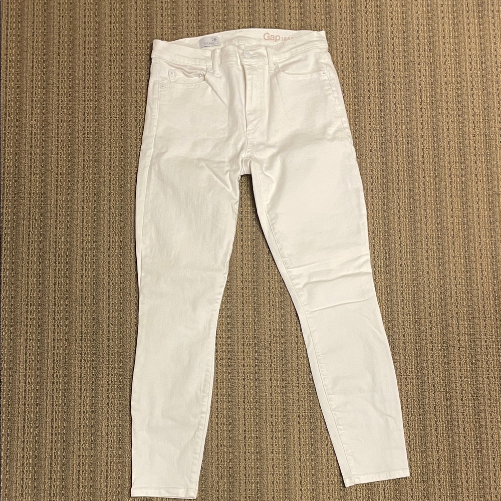 🤍GAP Classic White Denim Jeans 28r🤍
